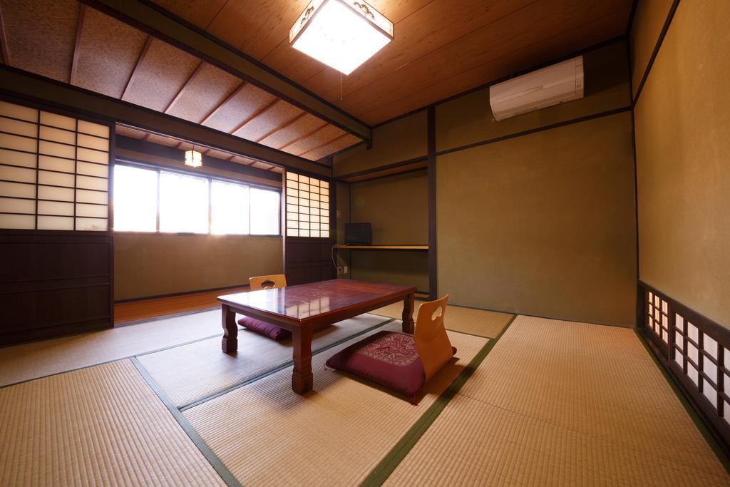 Yufuin Ryokan Tadaima Kültér fotó