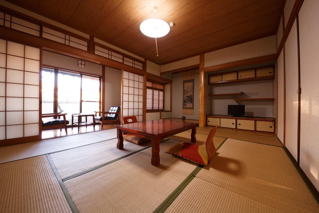 Yufuin Ryokan Tadaima Kültér fotó